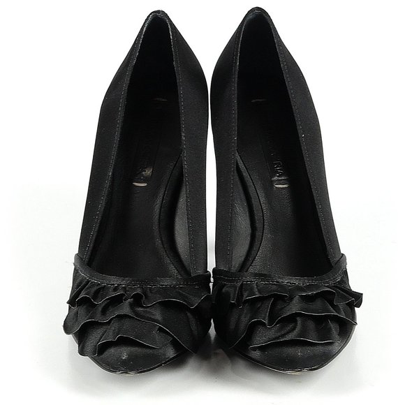 BCBGMAXAZRIA Solid Black Heels, 8B - Picture 2 of 2